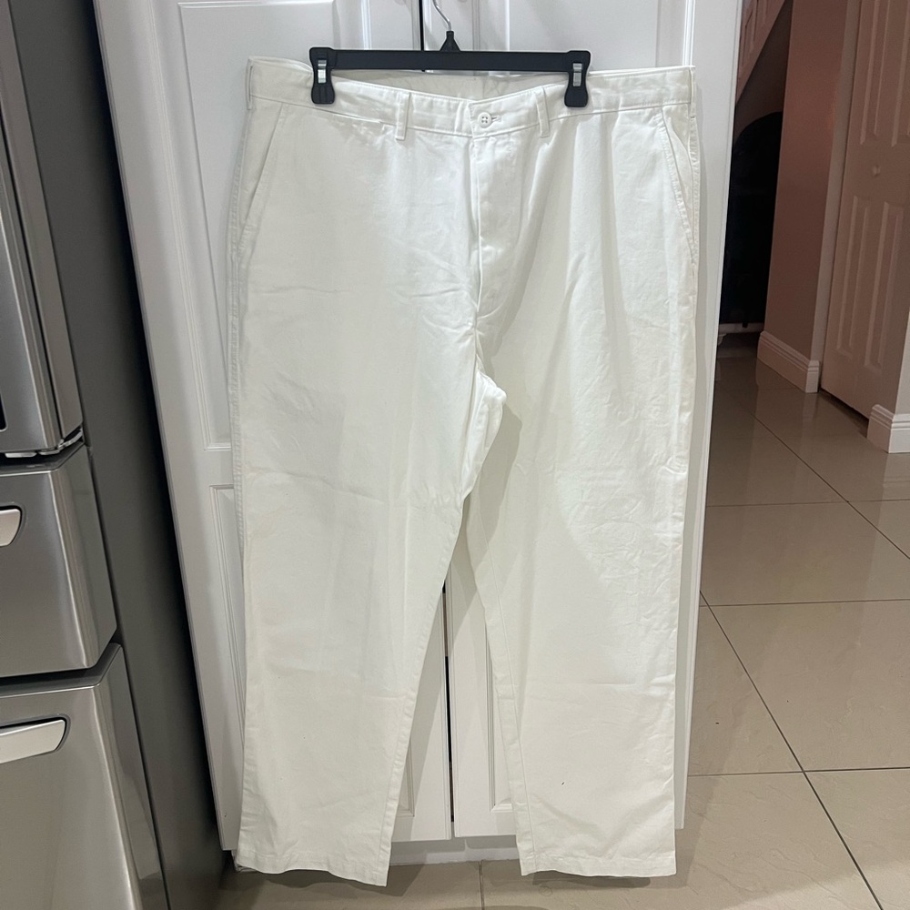Cremieux Tailored Fit Flat Front white pants size 38x32